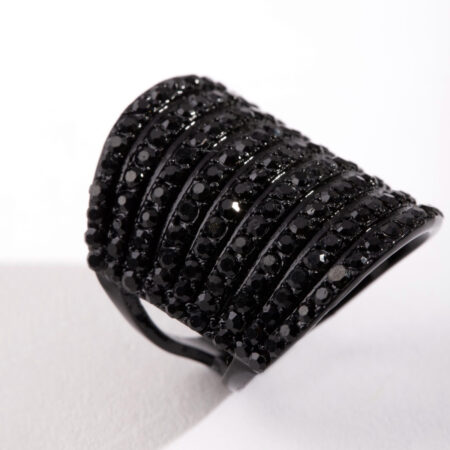 Μαύρο δαχτυλίδι με ζιργκόν