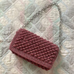 Ροζ πλεκτή τσάντα