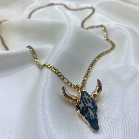 Ατσάλινο κολιέ με κρεμαστό στοιχείο τράγο