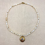 Κολιέ από κοράλλι με μοτίφ αχινό